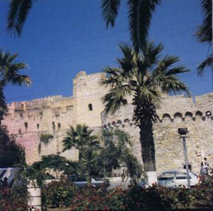 Çeşme castle