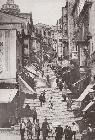 Rue de Yüksek Kaldırım, Galata