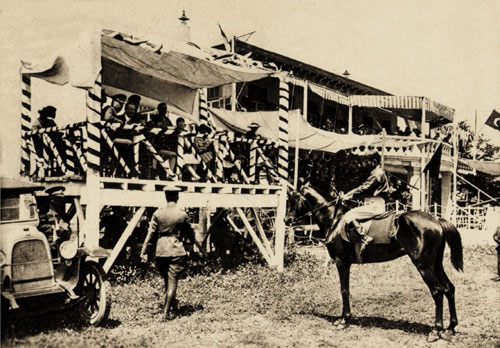 View of the Paradiso Hippodrome early in the republican era