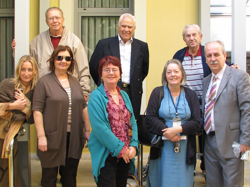 Group photo at the Manoli Rest Home