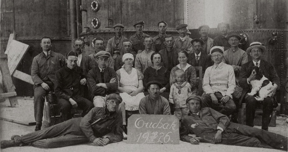 Group of Czech workers with their families in the recently established second sugar factory in the Anatolian town of Uşak, a year after the start of the construction in 1925. These workers mostly from Prague presumably were knowledgeable in the set up and processing of this commodity and presumably did not stay long after the completion of the construction, which started operations 17 December 1926