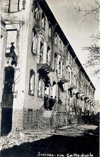 1922