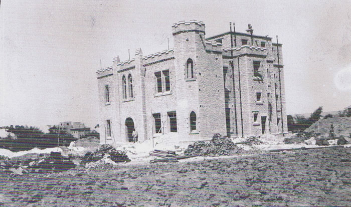 John Williamson house under construction