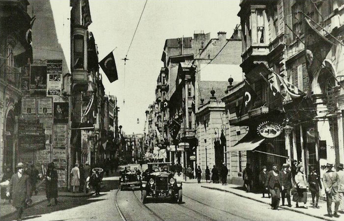 1925